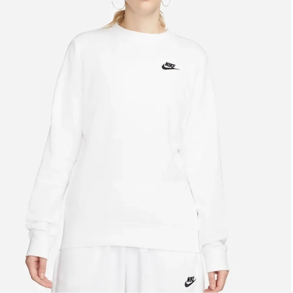 NWT Nike Women's Classic Crewneck Sweatshirt